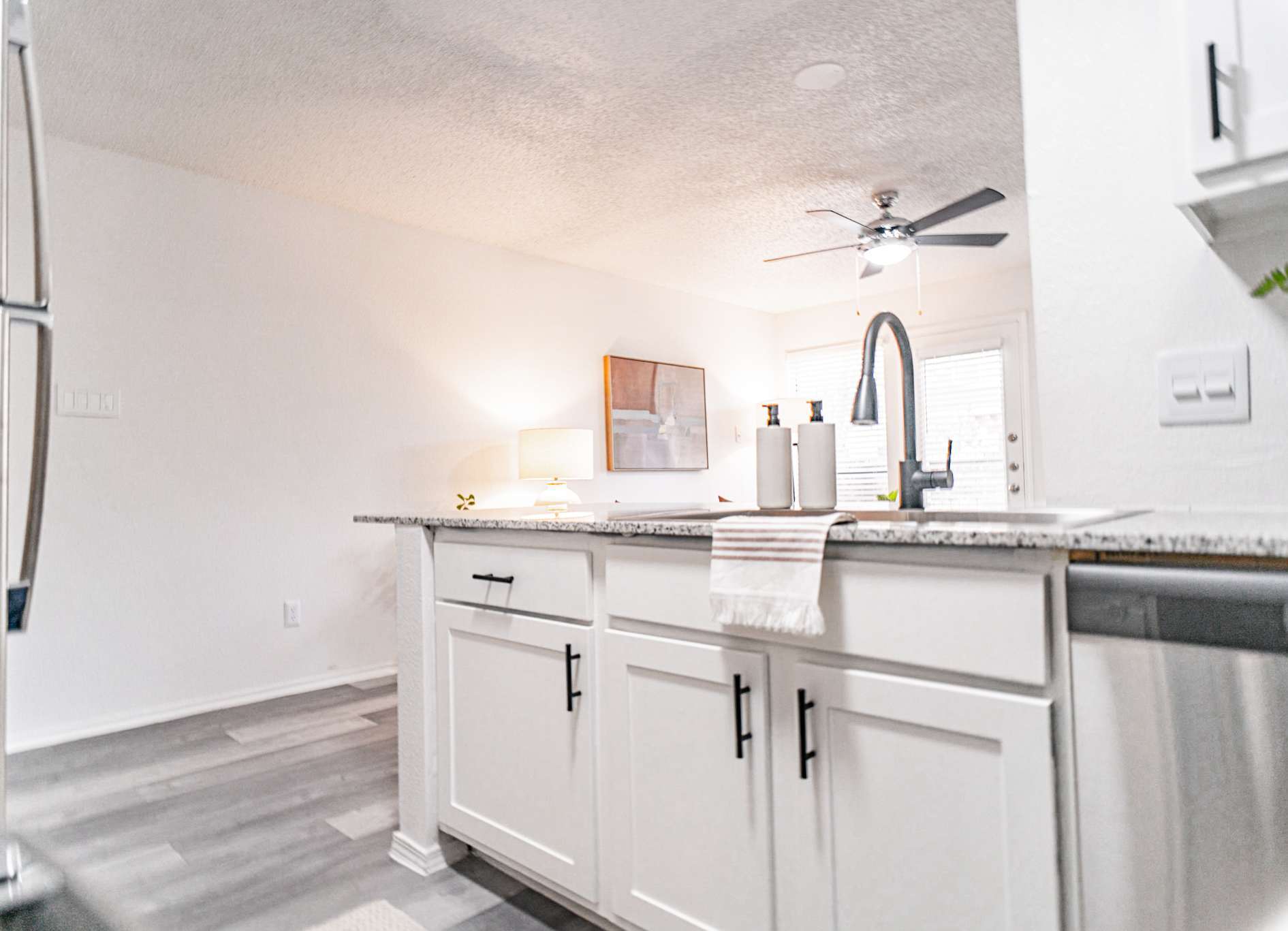 Building Photo - 12330 Metric Blvd