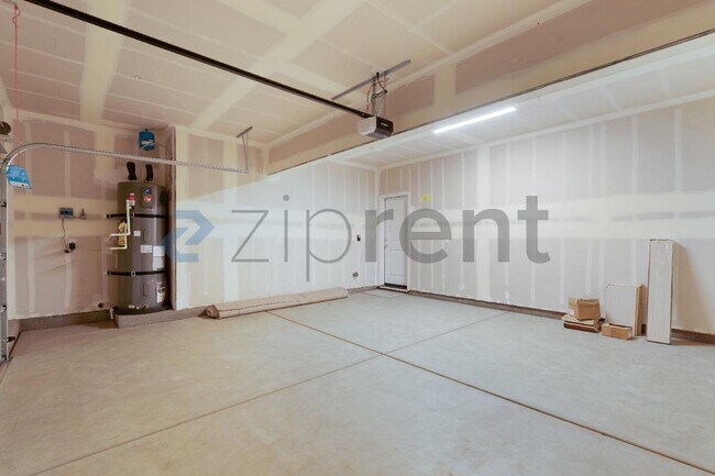 Building Photo - 8069 Gwinn Cir