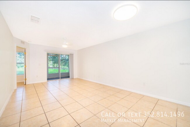Building Photo - 8831 Grand Palms Cir