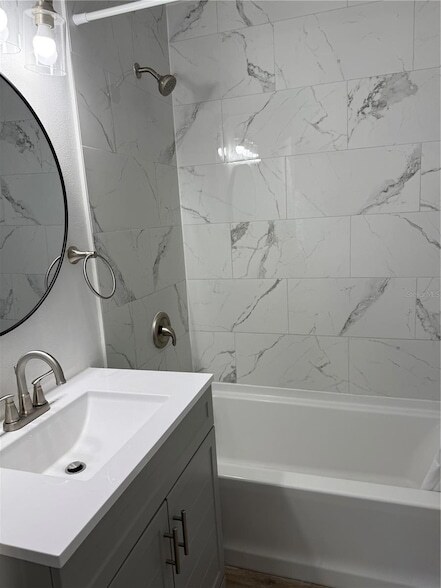 Building Photo - 115 Oxford Rd