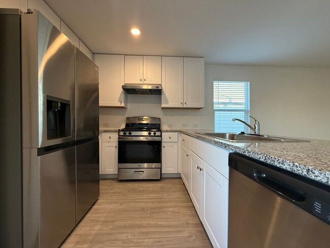 Building Photo - 3Bd 2Ba in Voss Farms Community, NBTX