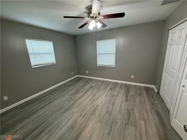 Building Photo - 11352 Pendleton St