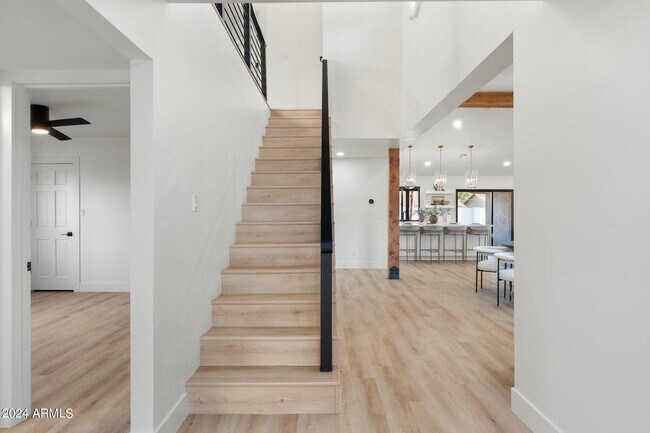 Building Photo - 1643 W Griswold Rd