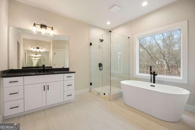 Building Photo - 370 Ansley Dr