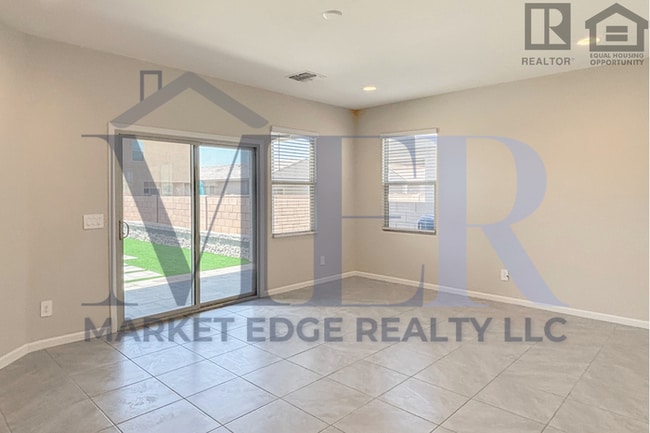 Building Photo - 4Bed/3Bath Home at I10/Wilmot Rd! $199 MOV...