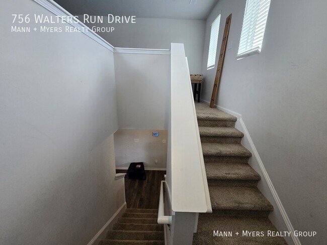 Building Photo - 756 Walters Run Dr