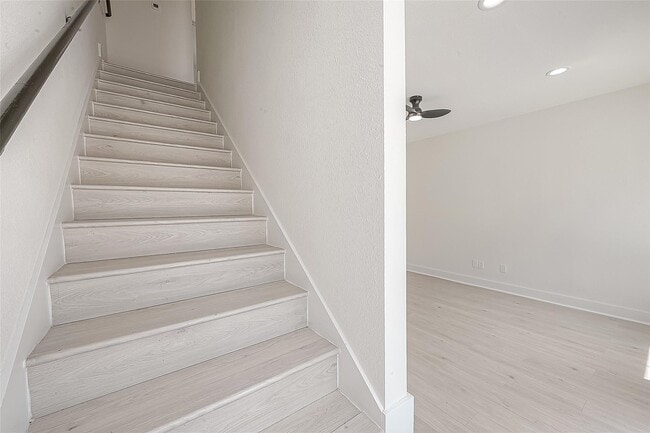 Building Photo - 4135 Mallow St