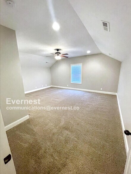 Building Photo - 1030 Garner Hills Dr