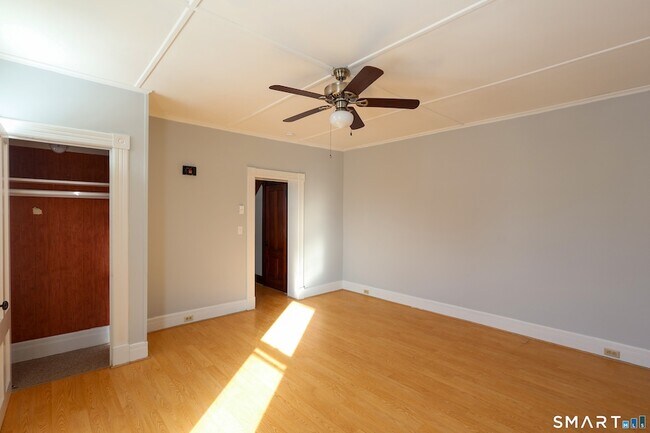 Building Photo - 24 Fairview St