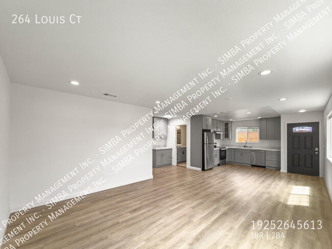 Building Photo - 264 Louis Ct