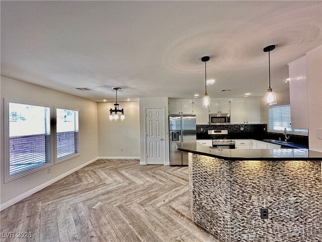 Building Photo - 6545 Cedar Waxwing St