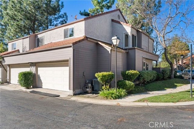 Building Photo - 1135 Via Colinas