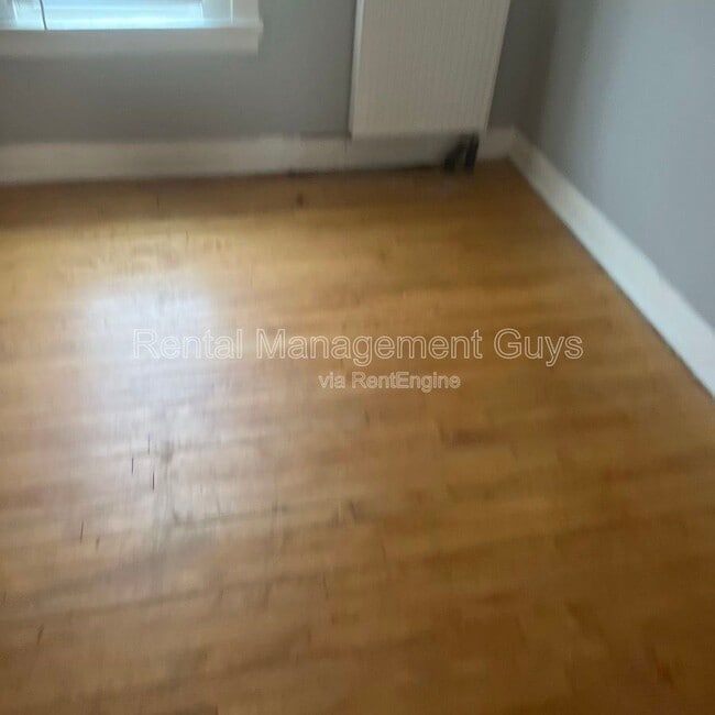 Building Photo - 1015 N Humboldt Ave