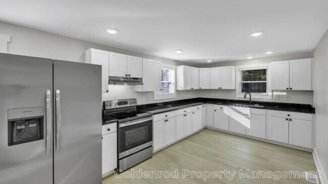 Building Photo - 116 Nix Cir