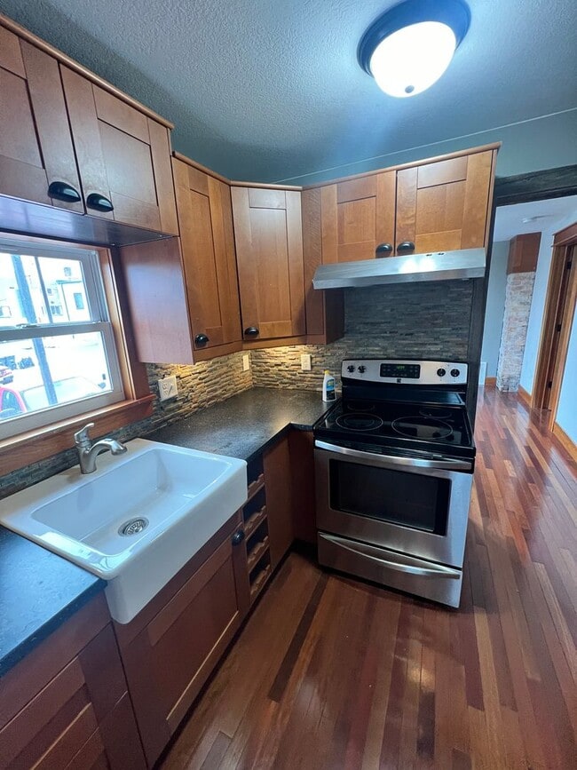 Building Photo - 1414 Jefferson St