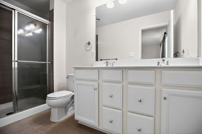 Building Photo - 43718 Winterberry Wy