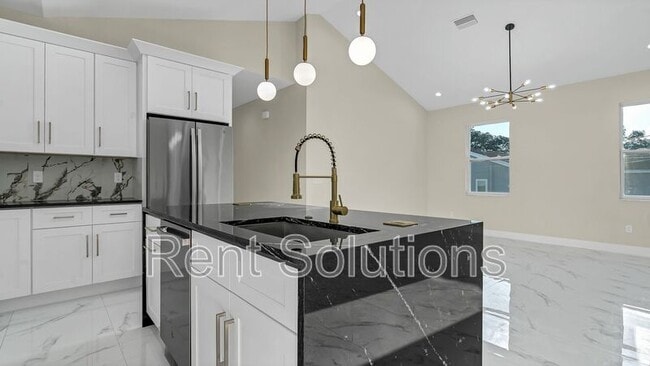 Building Photo - 2839 60th Ave N