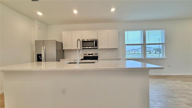 Building Photo - 11523 Harborview St