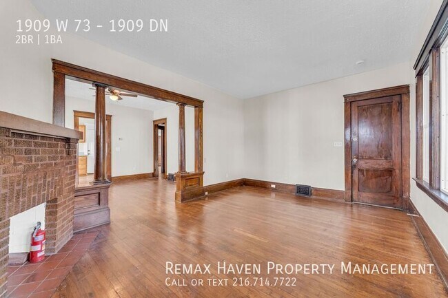 Building Photo - 1909 W 73rd St