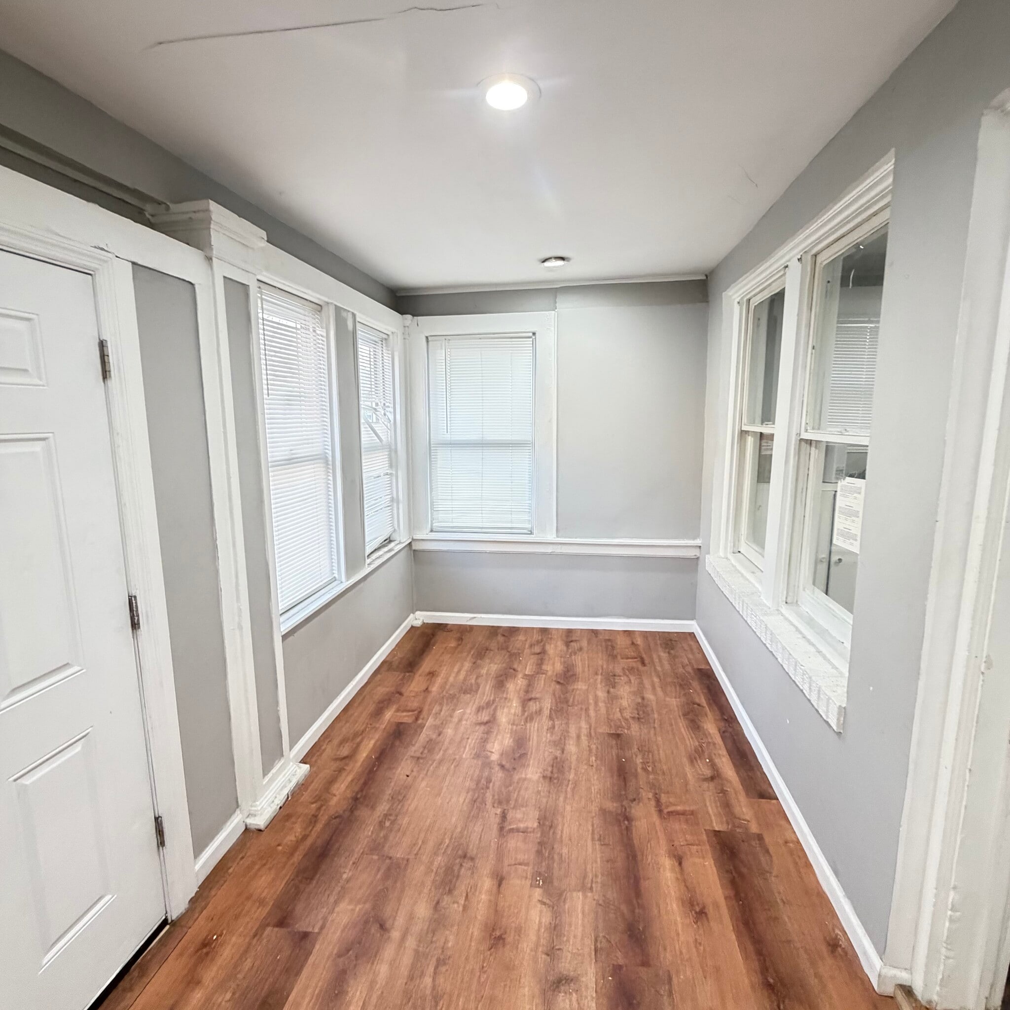 Building Photo - 219 Schuyler Ave