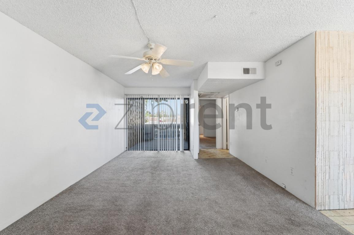 Building Photo - 4950 N Miller Rd