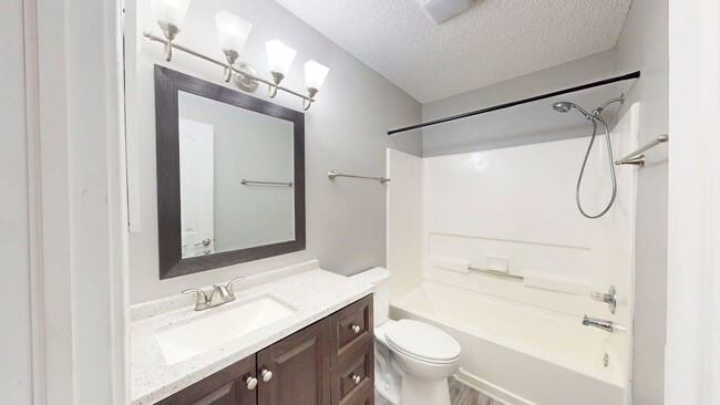 Building Photo - 1778 Ridgebury Dr