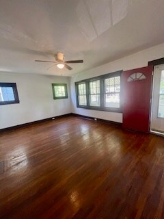 Living Room - 32 Majestic Ave