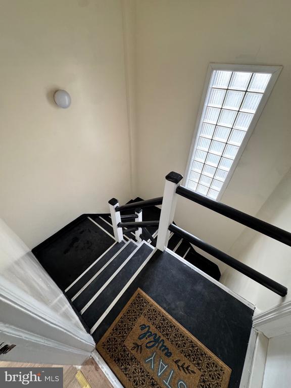 Building Photo - 7972 Forrest Ave