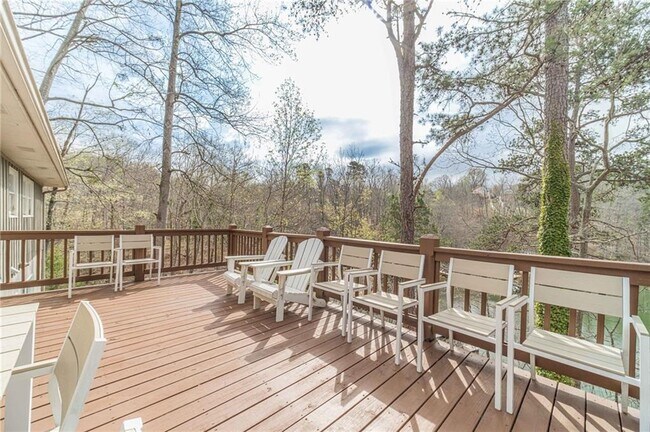 Building Photo - 691 Harbor Cove