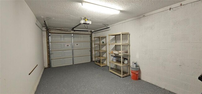 Building Photo - 5220 Landings Blvd