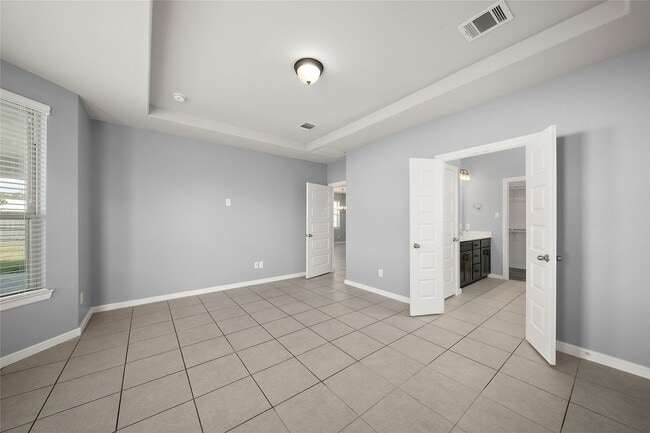 Building Photo - 4742 Tintagel Ln