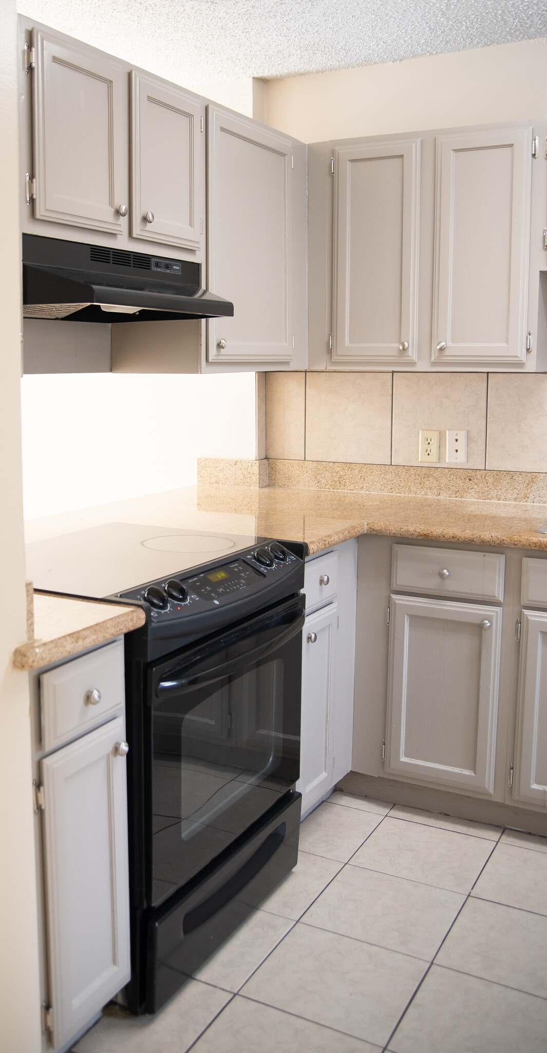 Building Photo - 7091 Perkins Place Ct