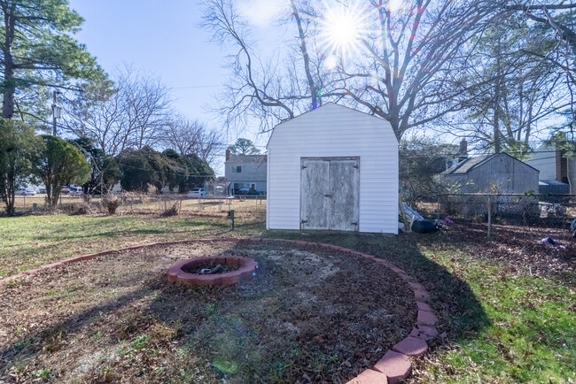 Building Photo - 38 Sacramento Dr