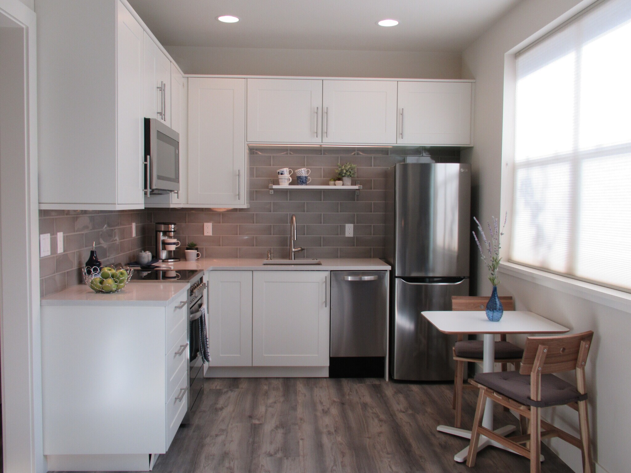 Kitchen - 1610 N Emerson St