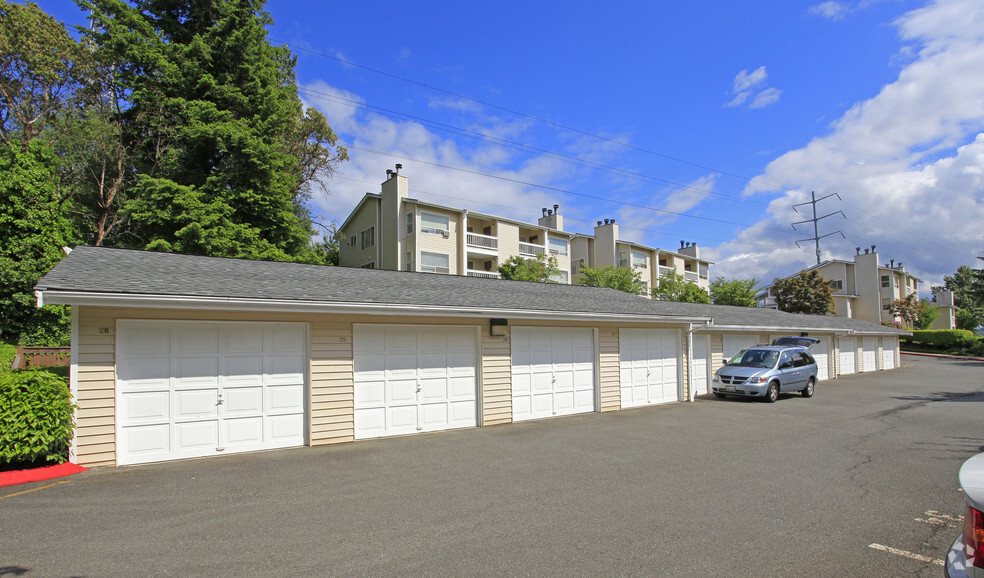 Garages - Juniper Ridge Apartments