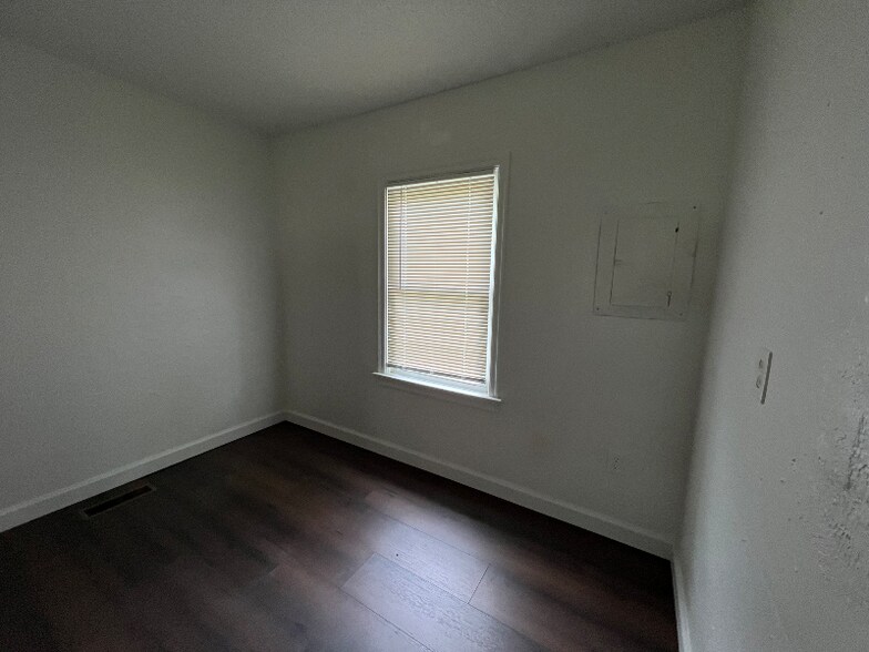 Building Photo - 1119 Aydlett Rd
