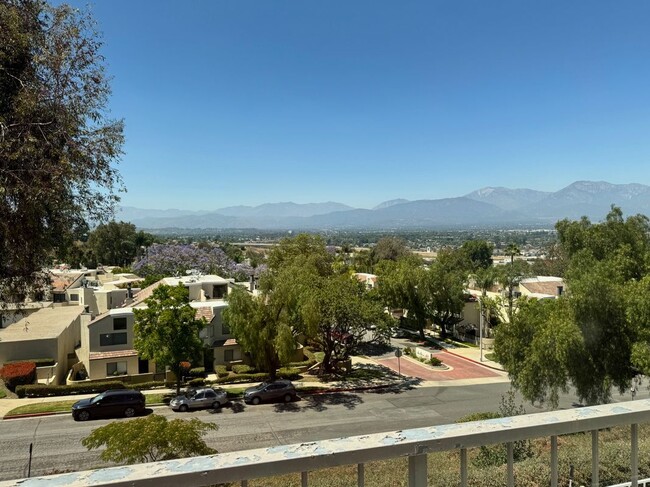 Building Photo - 13162 Pinnacle Ct