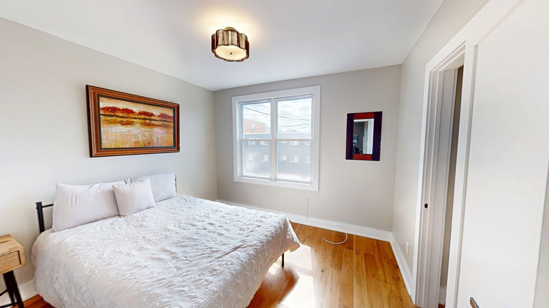 Building Photo - 1825 Providence St NE