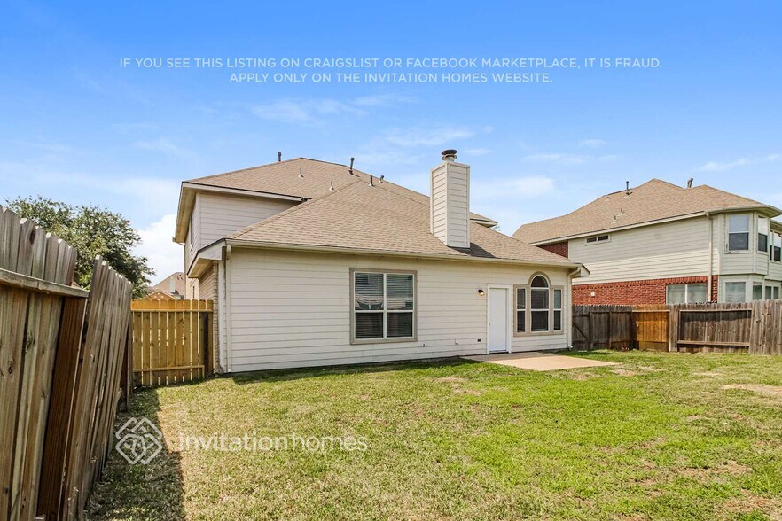 Building Photo - 60 Atascadero Dr