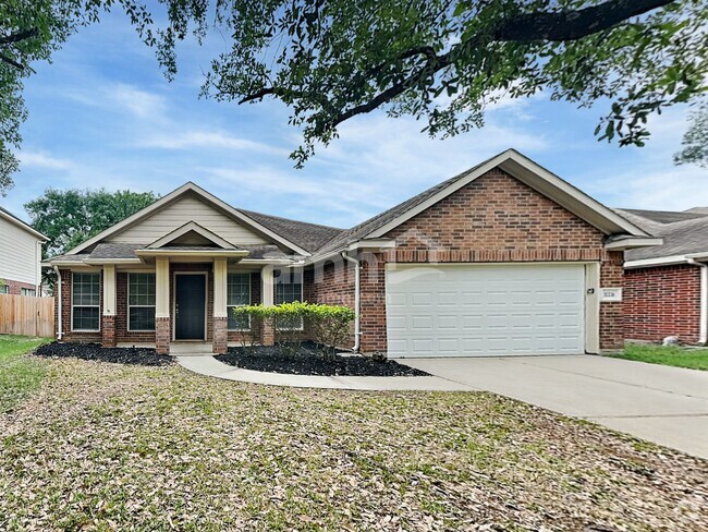 Building Photo - 32226 Willow Creek Park