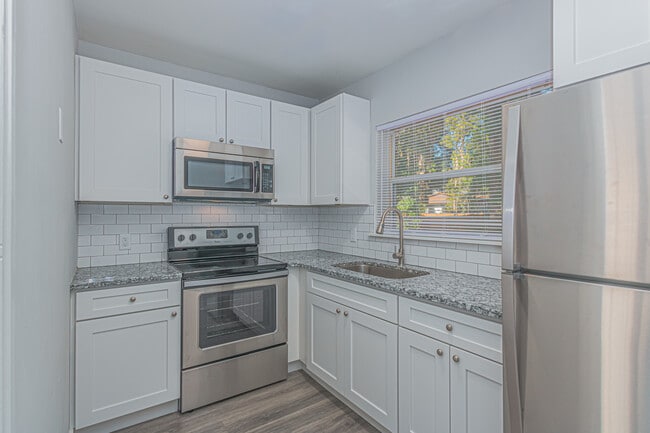 Building Photo - 414 N Boston Ave
