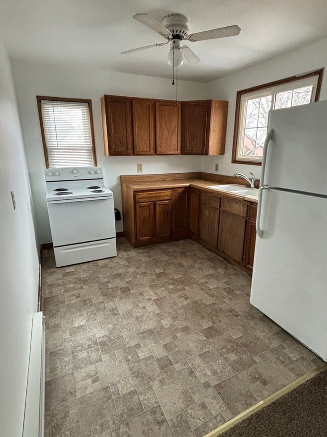 Building Photo - FISH 2615 (RUBS)