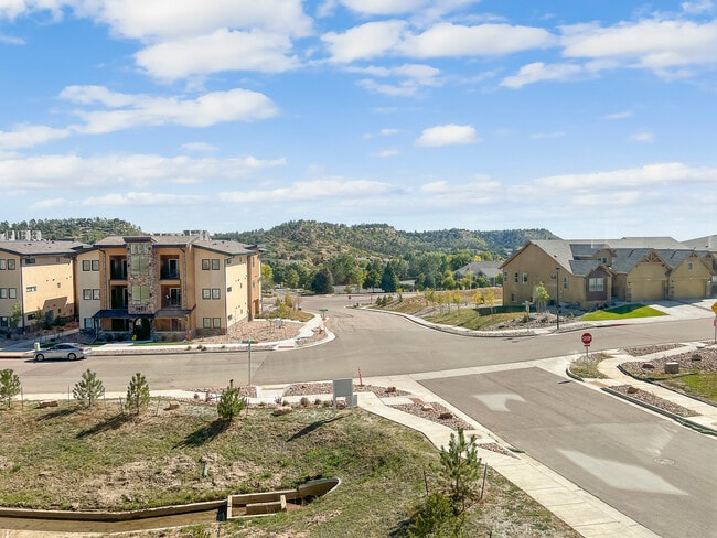 Building Photo - 5707 Villa Lorenzo Dr