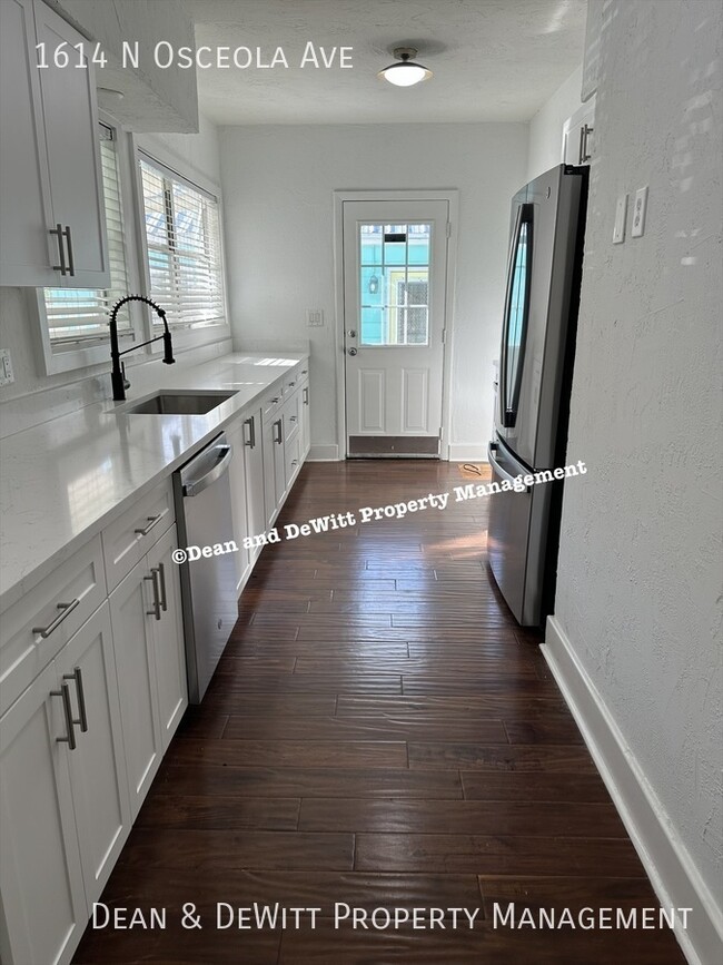 Building Photo - 1614 N Osceola Ave