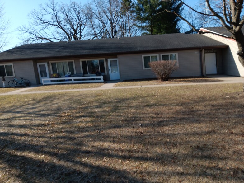 Building Photo - 150 S Sandcrest Ave