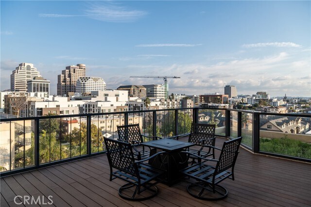 Building Photo - 345 Pioneer Dr