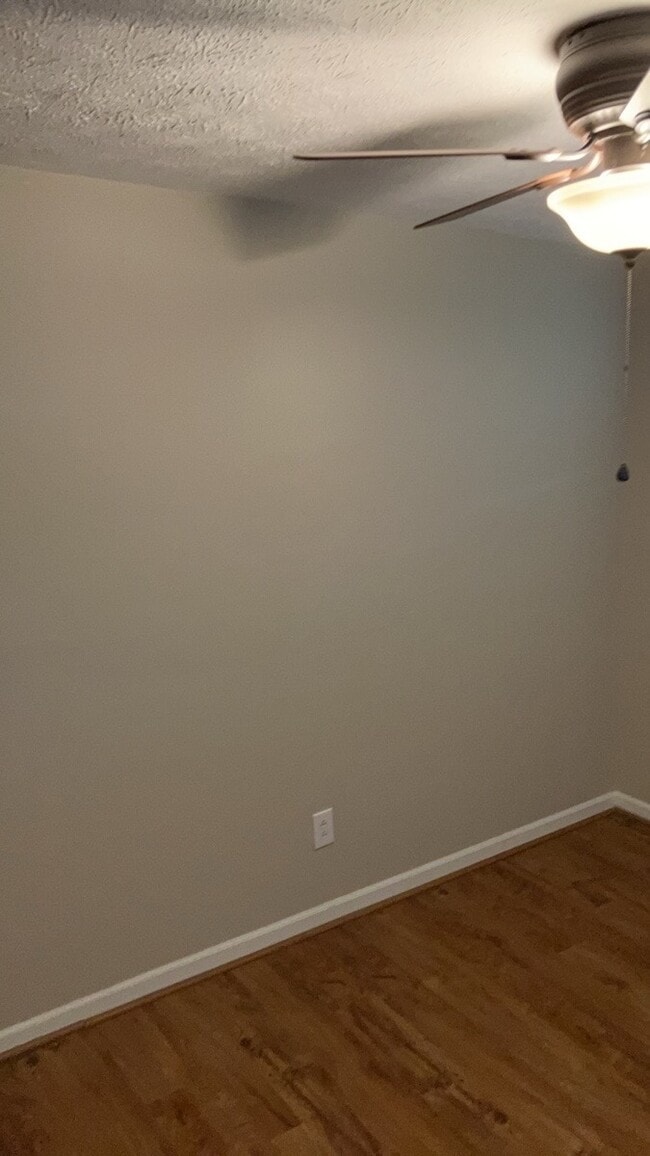 Building Photo - 6045 Ansbury Dr