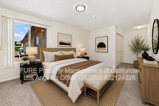 Building Photo - 2600 Graham Ave