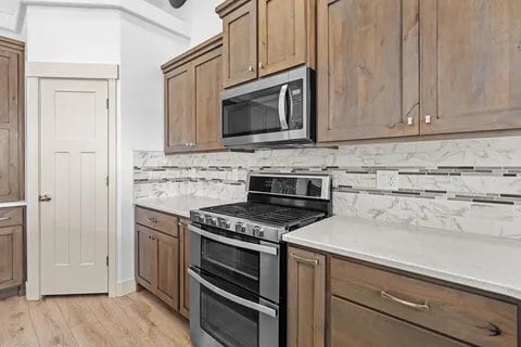 Building Photo - 1270 Dolostone Dr