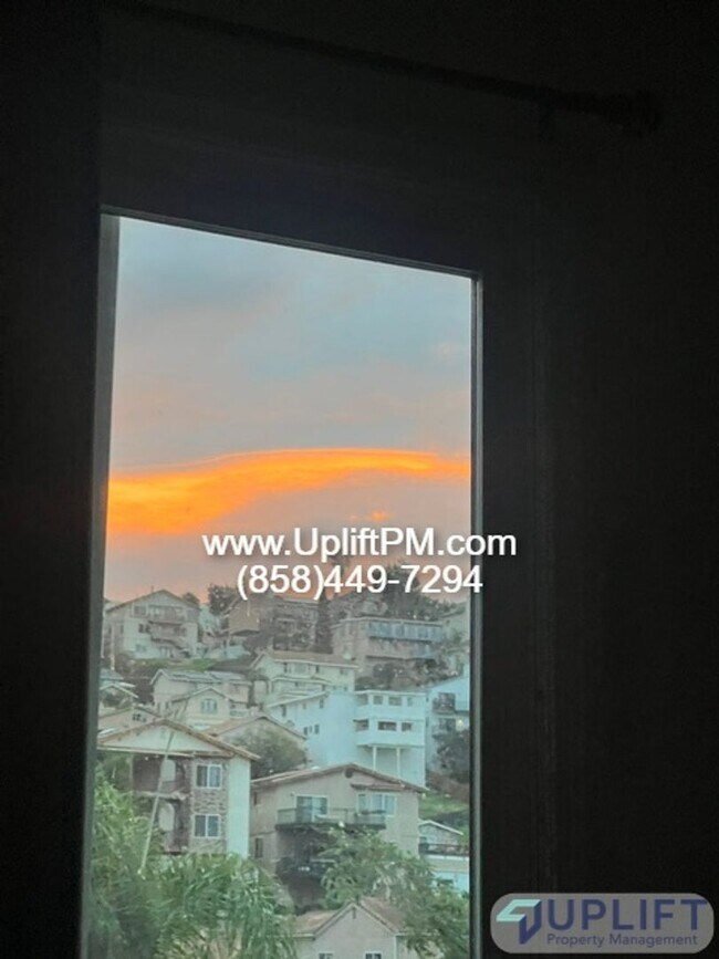 Building Photo - 1225 Capistrano Ave